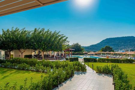 Zoes & Suites - 26