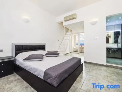 Gianna Suites - 73