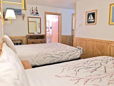 Park and Cabins - 253