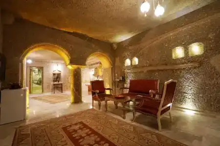 Roma Cave Suite - 53