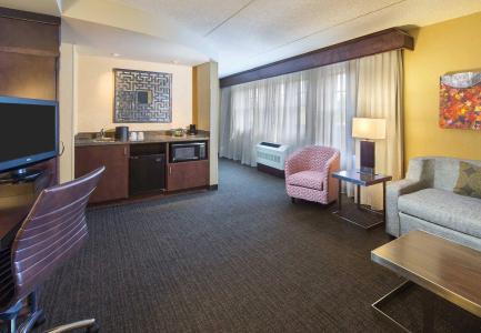 Courtyard Marriott - 5