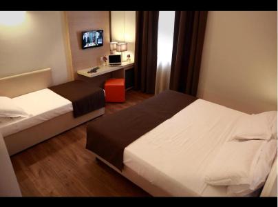 Colonne - Alihotels - 22