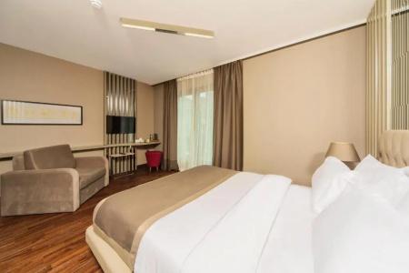 The City Suites - 45