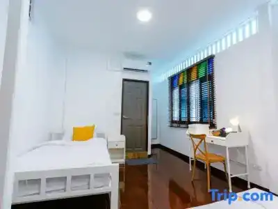 Diff Hostel - 85