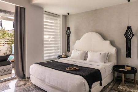 Blue Carpet Luxury Suites - 215