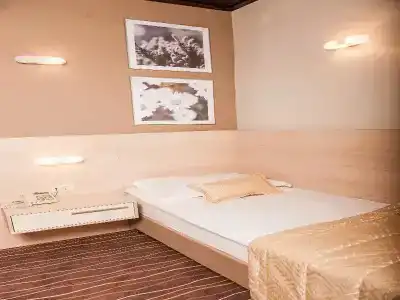 Zagreb - Health & Beauty - 44