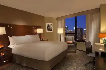 Sheraton Downtown - 41