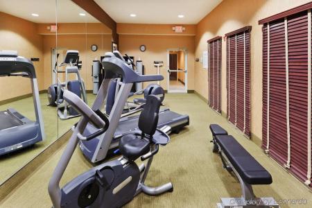 Holiday Inn Express & Suites West - 16