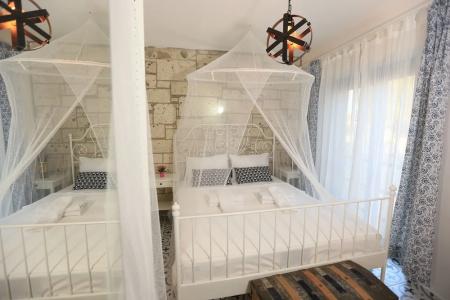 Kerii Alaçatı Butik Otel - 2