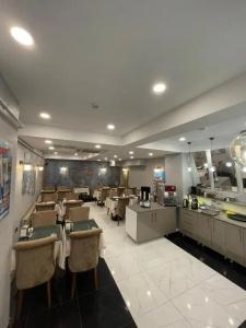 Grand Hamit Airport - 100