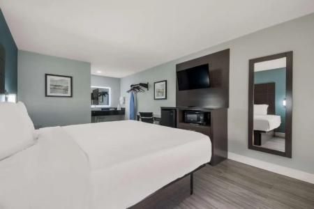 SureStay by Best Western San Antonio Riverwalk - 33