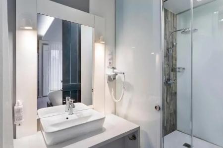 B&B Madrid Centro Fuencarral 52 - 64