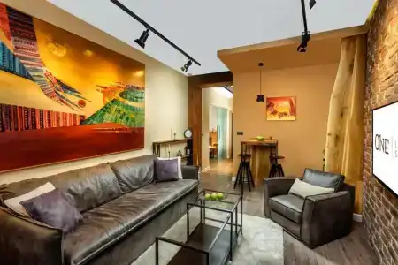 One Luxury Suites - 128