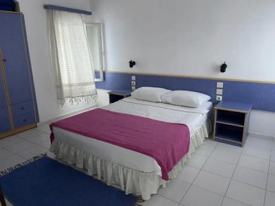Omar & Suites - 3