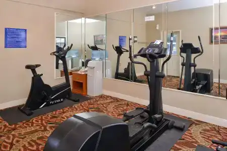 Americas Best Value Inn East - 20