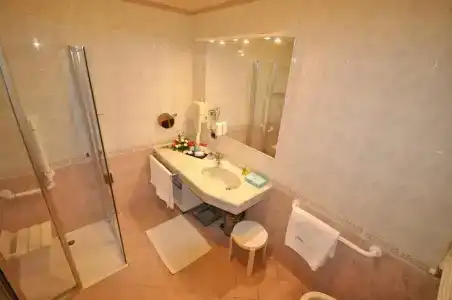Savoy Beach & Thermal Spa - 9