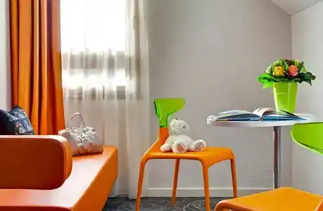 ibis Styles Clermont-Ferrand Aéroport - 36