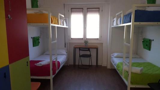 Lake Garda Hostel - 30