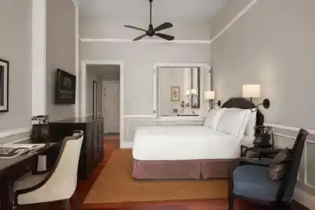 Raffles Le Royal - 53