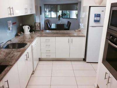 181 The Esplanade - 52