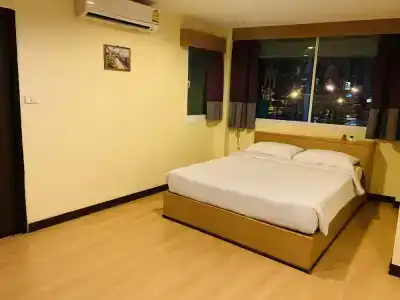 J P Inn Pattaya - 34