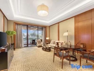 East Tai Lake Grand - 41