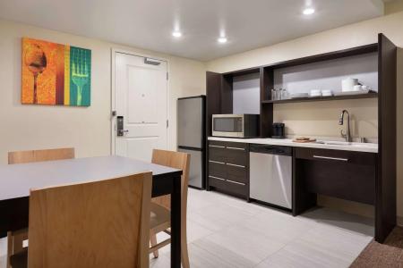 Home2 Suites by Hilton/Midtown - 20