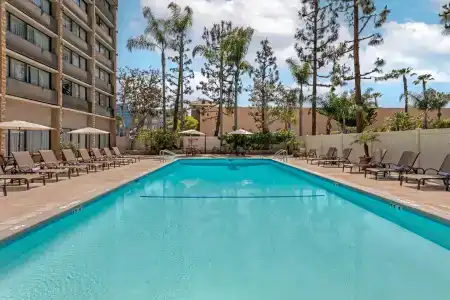 Clarion Anaheim Resort - 11