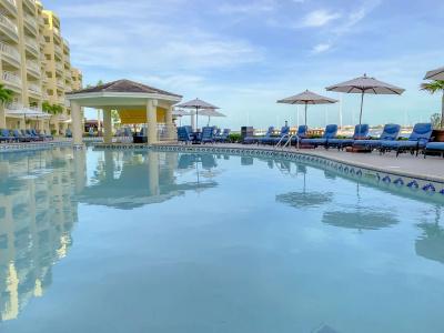 The Villas at Beach and Marina - 11