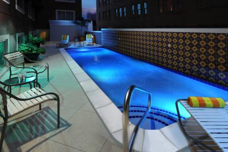 Courtyard by Marriott San Antonio Riverwalk - 14