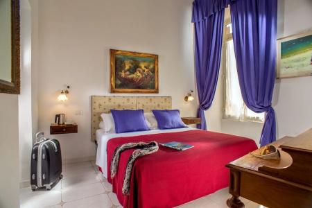 Roma Central Guest House - 86