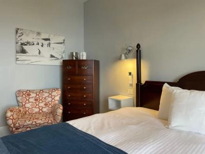 The Emerson Inn - 40
