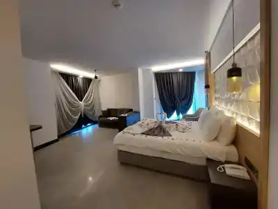 Grand Ozcelik - 3