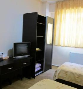 Rohat Mirobod - 29