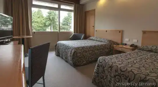 Copthorne - 8