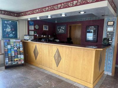 Red Carpet Inn - 27