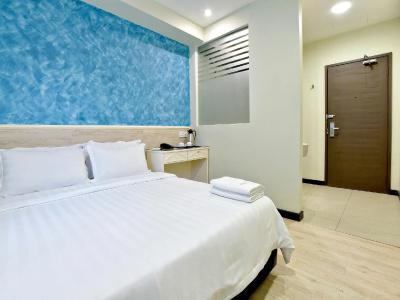 Pantai Inn - 27