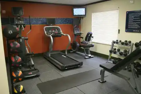 Hampton Inn & Suites - 17