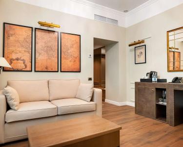 Best Western Plus Market Square Lviv - 131
