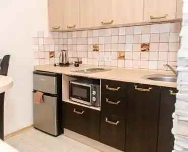 Glove House - 123
