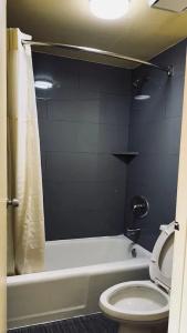 Budget Inn Of - 13