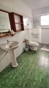 Acuarium Suite Resort - 26