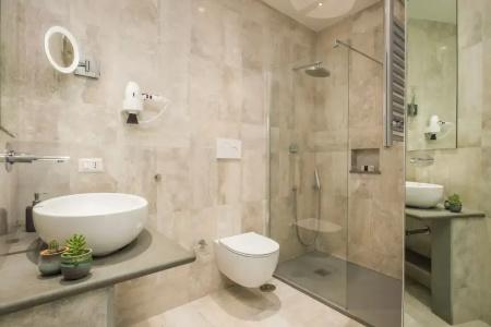 The Roman Empire Guesthouse - 116