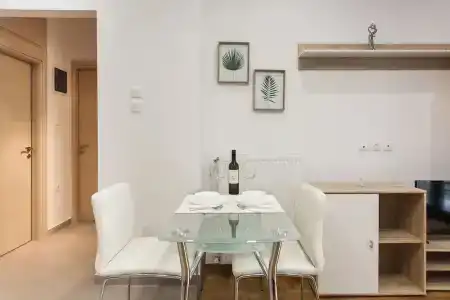 Nicholas Point and Rooms - 130