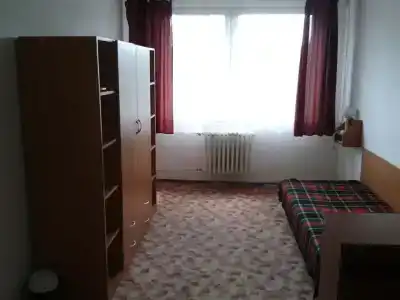 Garni Akadémia - 1