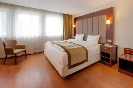 Palast - 1