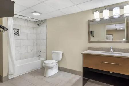 Best Western Plaza Inn - 102