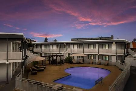 SureStay by Best Western - 43