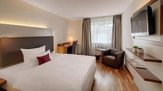 Newton Heilbronn - 21