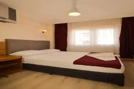 Throne Beach Resort & Spa - 4